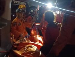 BPBD Makassar Bersama Tim Gabungan Temukan Korban Tenggelam di Perairan Depan Masjid 99 Kubah