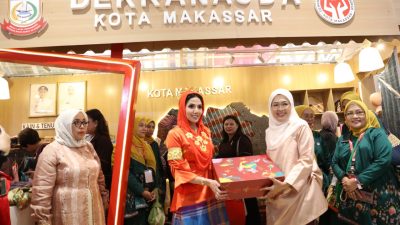 Produk UMKM Binaan Dekranasda Makassar Laris Manis, Hampir Ludes Diborong di Puncak HUT Dekranas ke-46