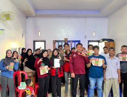 Dukung Pertanian Digital, Mahasiswa KKN Unhas Kenalkan Aplikasi Plantix di Desa Cenrana
