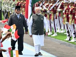 Perkuat Kemitraan Strategis, Presiden Prabowo Sambut PM India Narendra Modi di Istana Merdeka