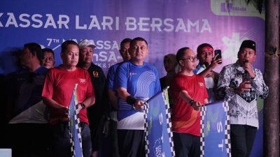 Wali Kota Makassar Lepas Peserta dan Ramaikan Kategori 10K Makassar SMAnSA Run 2026