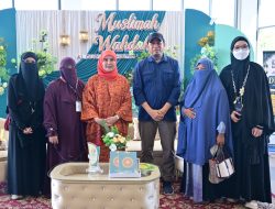 Wakil Wali Kota Makassar Serahkan Bantuan Pangan Gratis pada Rangkaian Muktamar V Wahdah Islamiyah