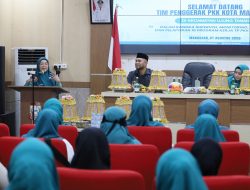 Ketua TP PKK Makassar Puji Kinerja Kader dan Pemcam Ujung Tanah dalam Mengawal Program Kebijakan
