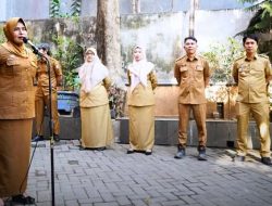 Sekcam Tamalanrea Pimpin Apel Pagi, Tekankan Kedisiplinan dan Persiapan Pesta Rakyat
