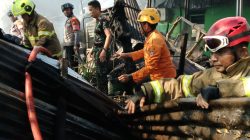 Kebakaran Hanguskan 19 Rumah di Asrama TNI Mamajang, 93 Jiwa Terdampak