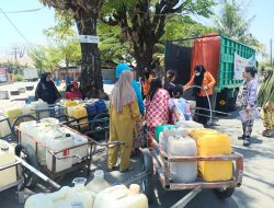Tindaklanjuti Arahan Wali Kota, BPBD Makassar Salurkan 3,04 Juta Liter Air untuk 92.931 Jiwa