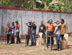Wabup Darmawangsyah Muin Hadiri Eksibisi Menembak Polresta Gowa, Perkuat Silaturahmi Forkopimda