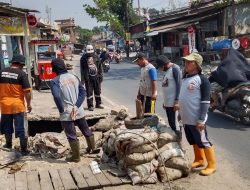 Jelang Musim Hujan, 150 Satgas PU Benahi Drainase Rawan Banjir Paccerakkang