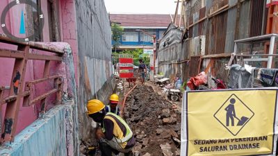 Respons Aspirasi Warga, Pemkot Makassar Benahi Jalan dan Drainase Pongtiku, Dilengkapi U-Ditch